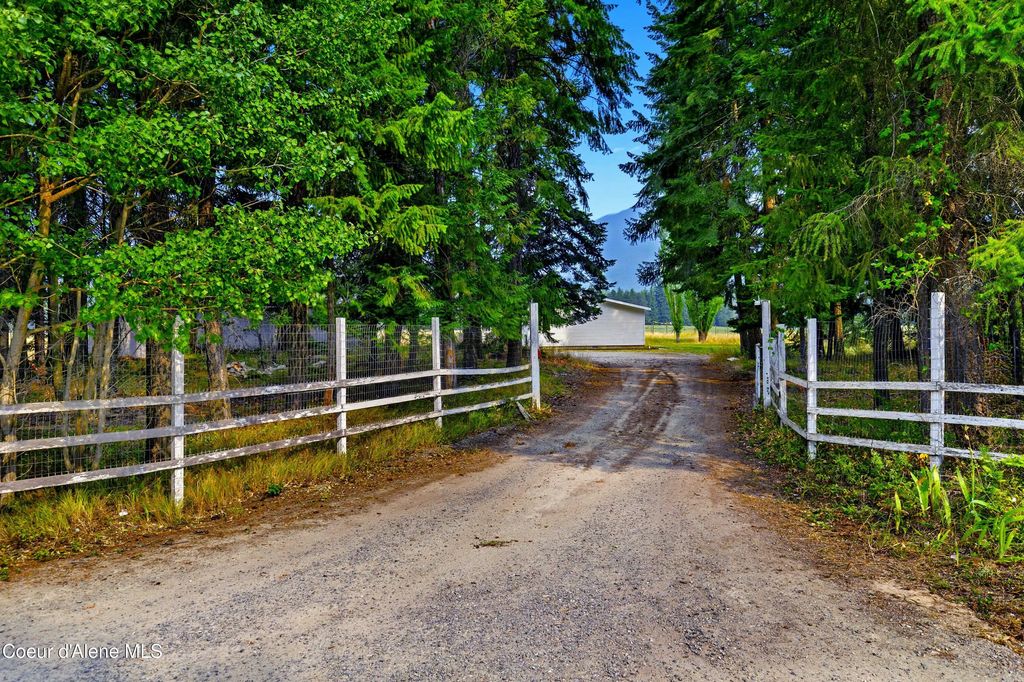 3203 Paradise Valley Rd, Bonners Ferry