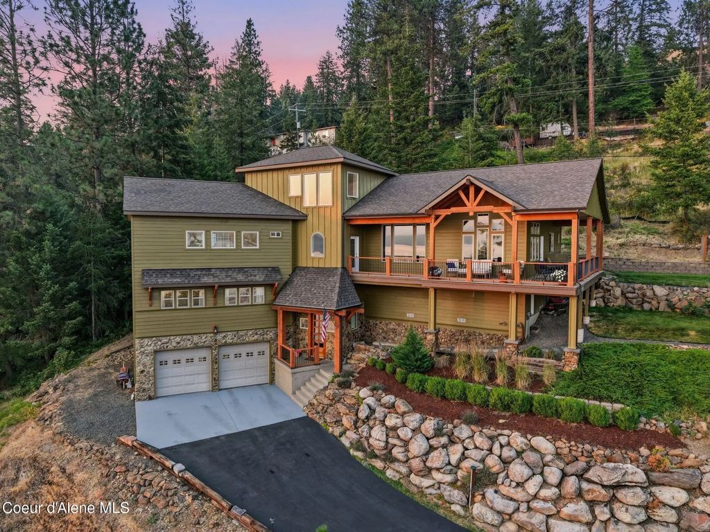 2212 S Silver Beach Rd, Coeur d'Alene