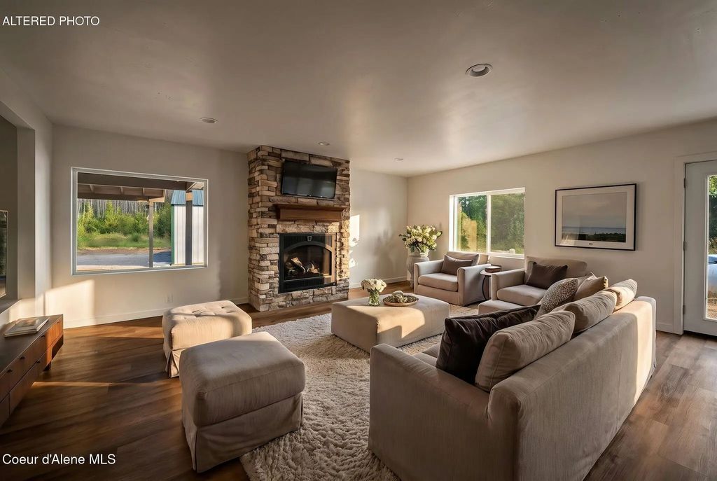 7011 Kelso Lake Rd, Athol