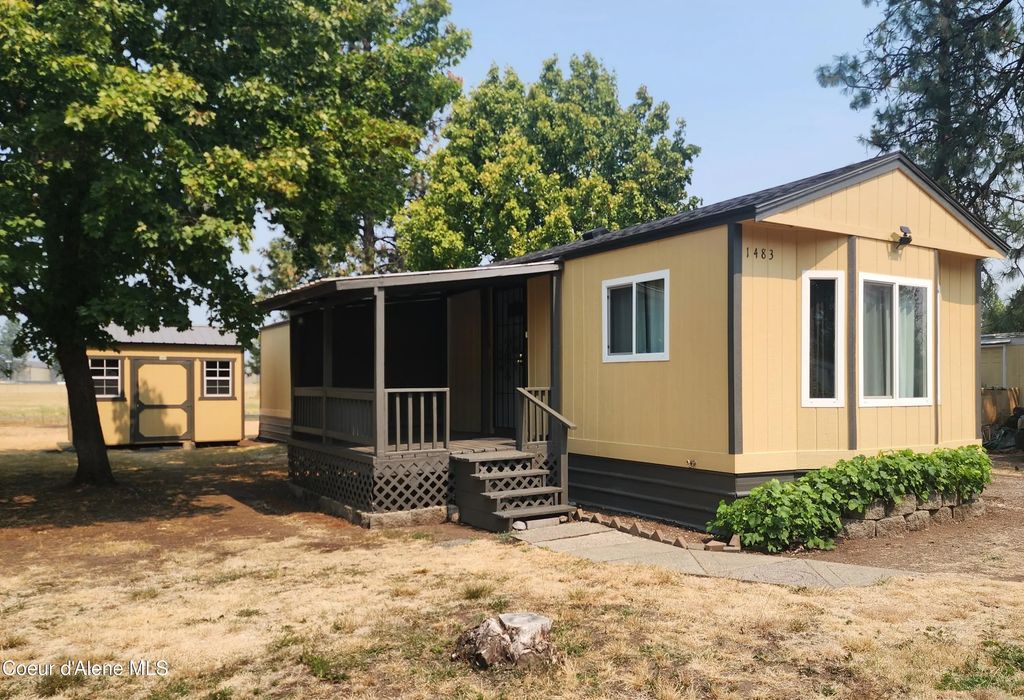 1483 W Iron Horse Cir, Post Falls