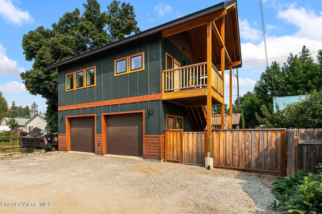 905 Pine St, Sandpoint