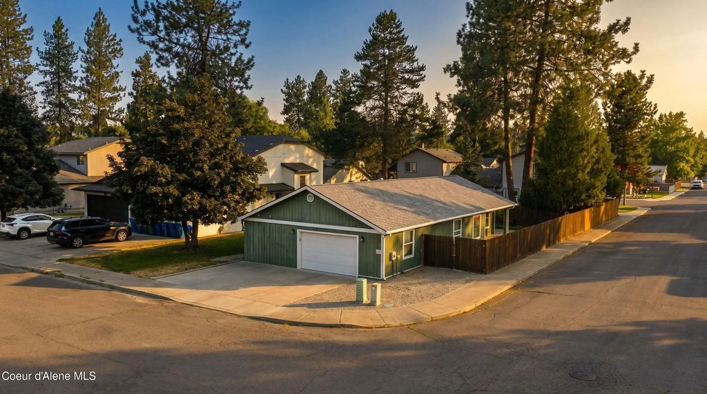 3195 N 13th St, Coeur d'Alene