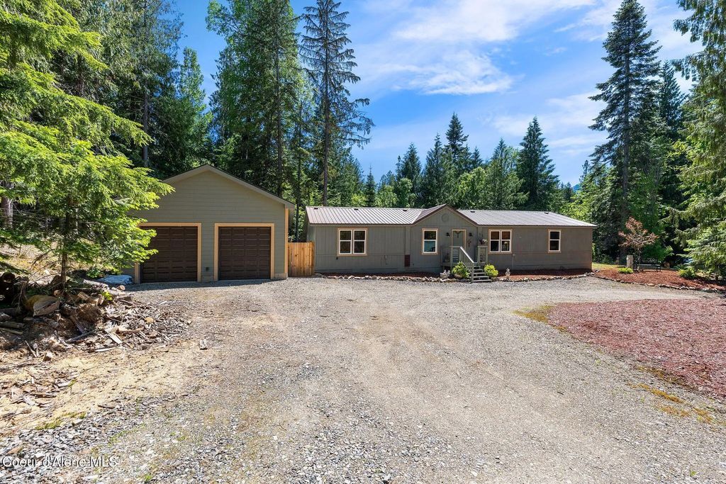 78 Wander Ln, Sagle