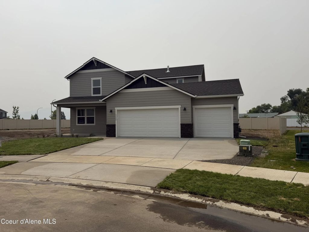 4476 E Rare Fox Ave, Post Falls