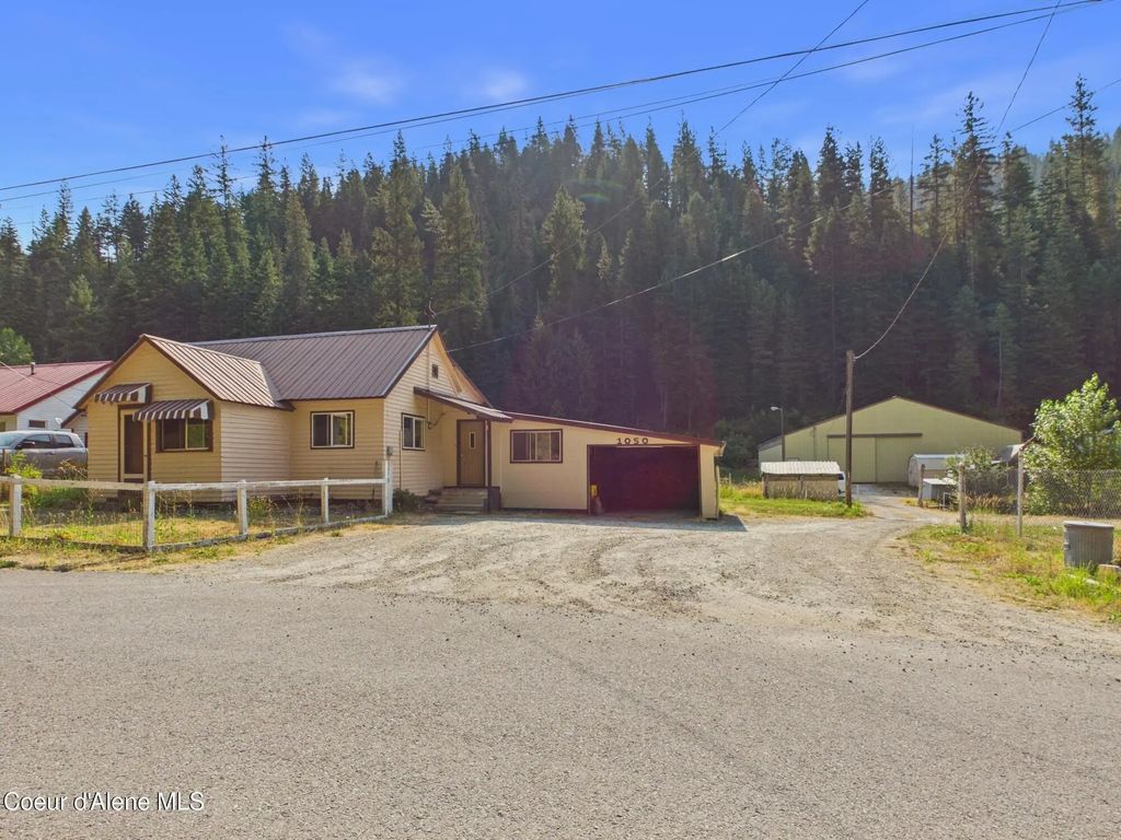 1050 Two Mile Rd, Osburn