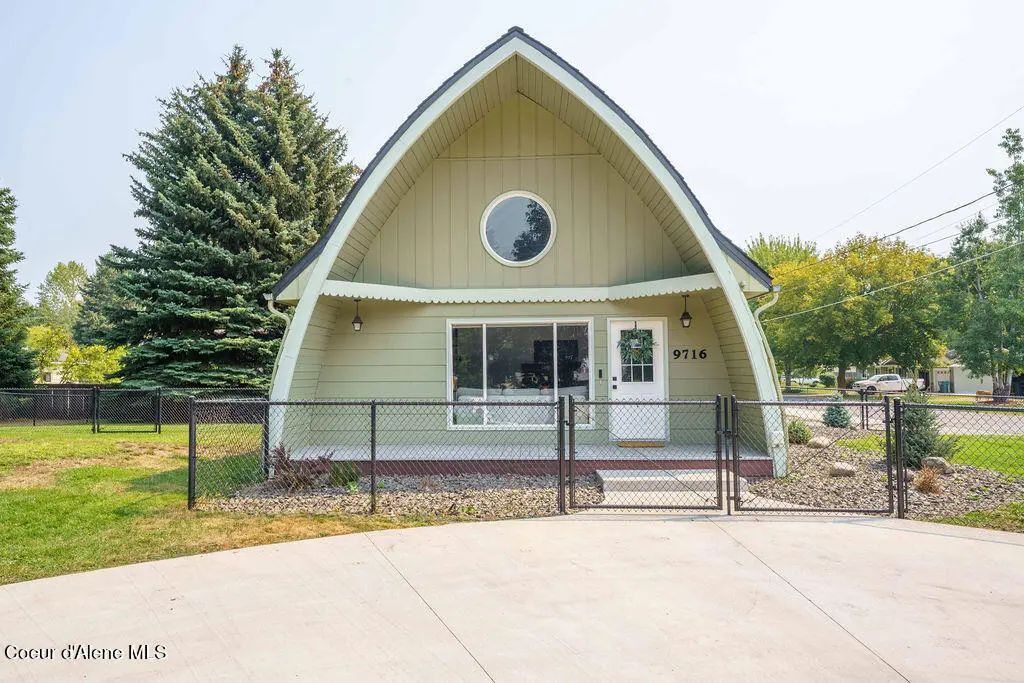 9716 N Baack Rd, Hayden
