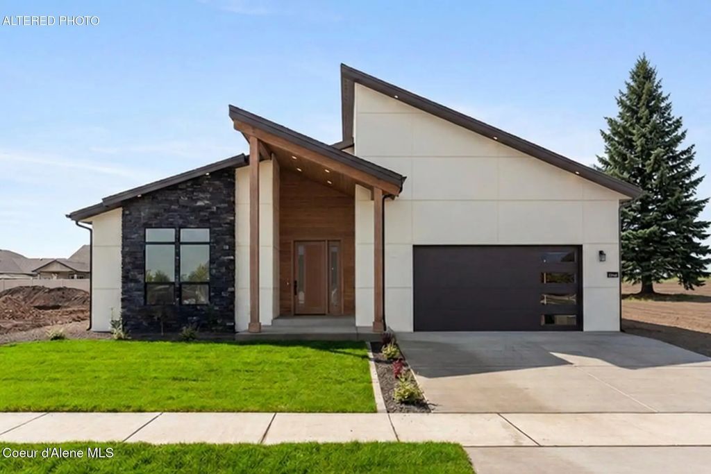 2448 E Salvation Ct, Post Falls