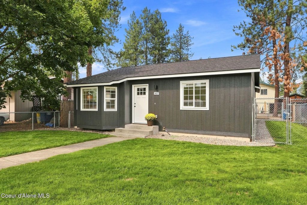 307 E 10th Ave, Post Falls