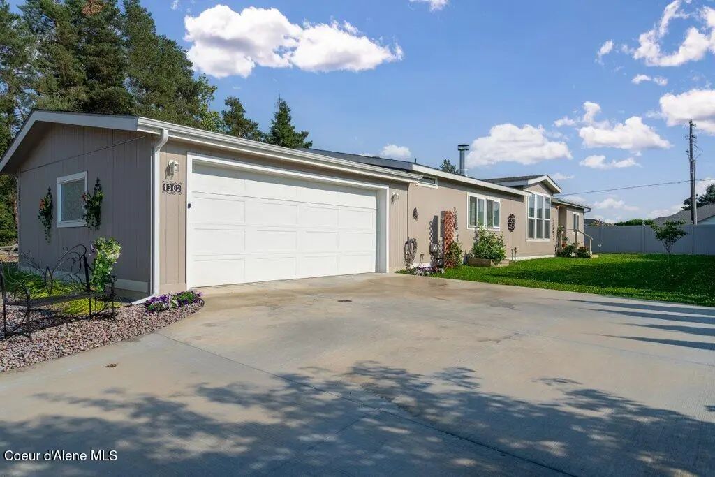 1302 W Bounty Loop, Hayden