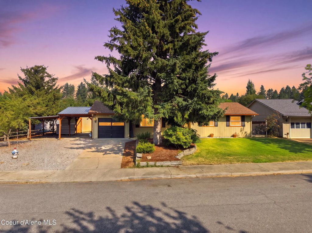 1909 E Meadow Ln, Post Falls