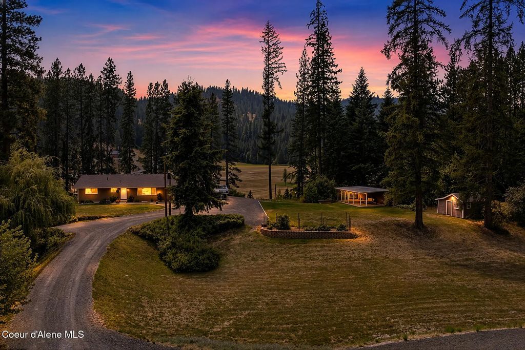 8035 W Meadowbrook Loop, Coeur d'Alene