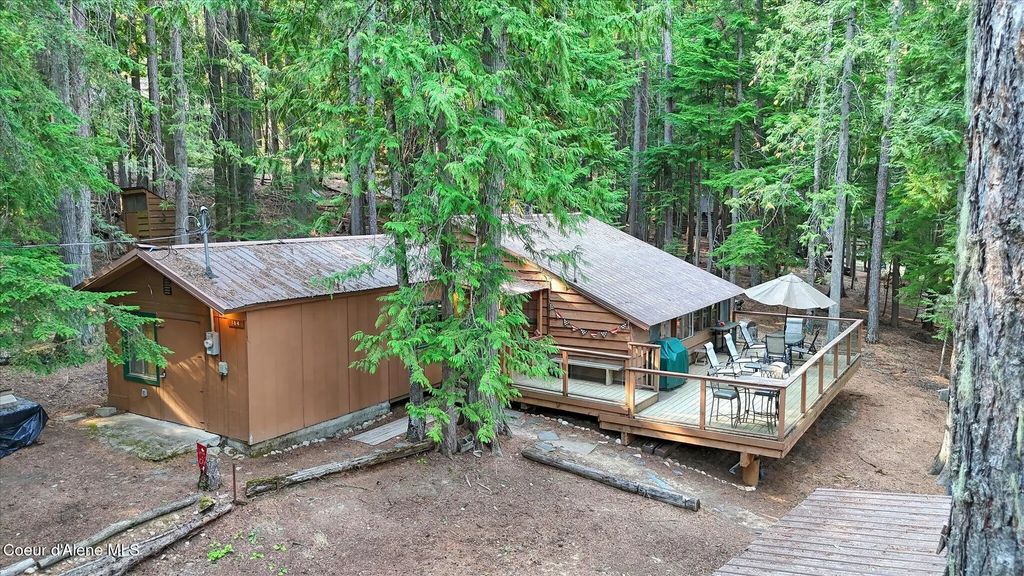 164 S Neopit Rd, Priest River