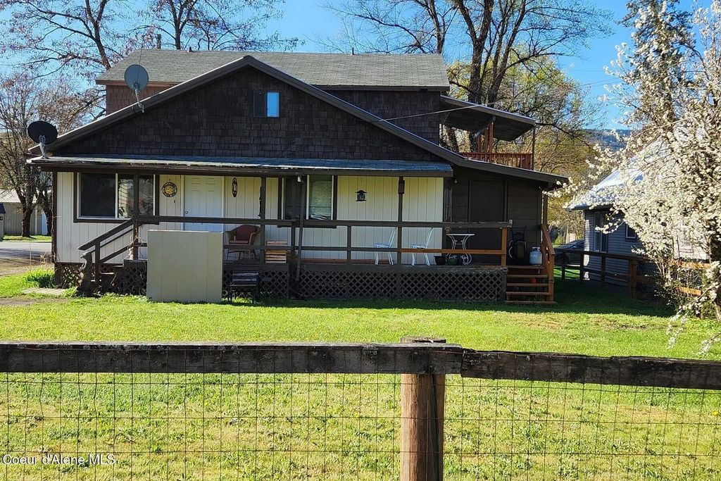 180 N Third St., Priest River