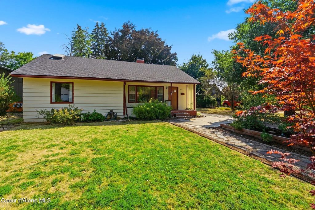 929 W Lake St, Sandpoint