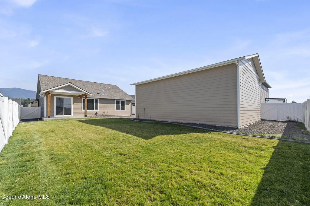 8892 W Swather Ave, Rathdrum