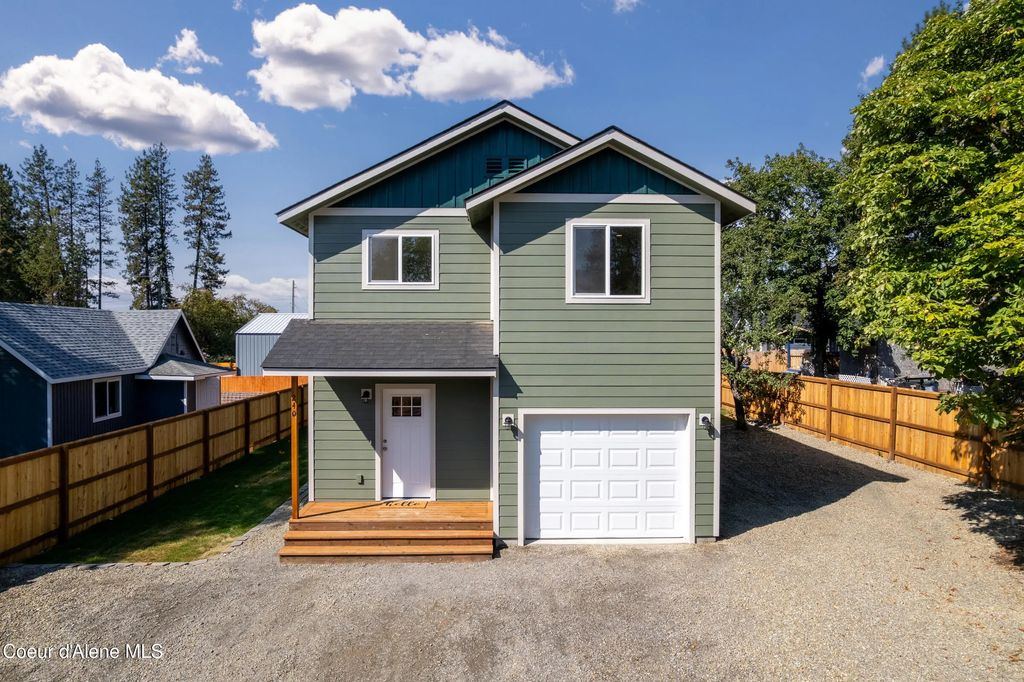 240 7th St, Priest River