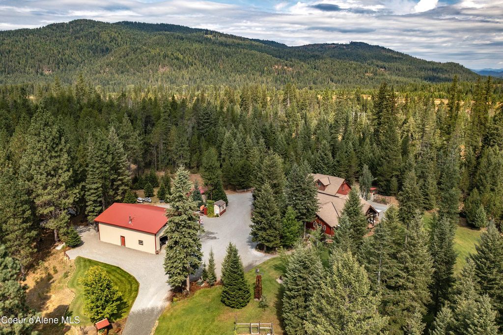 11364 Eastside Rd, Priest River