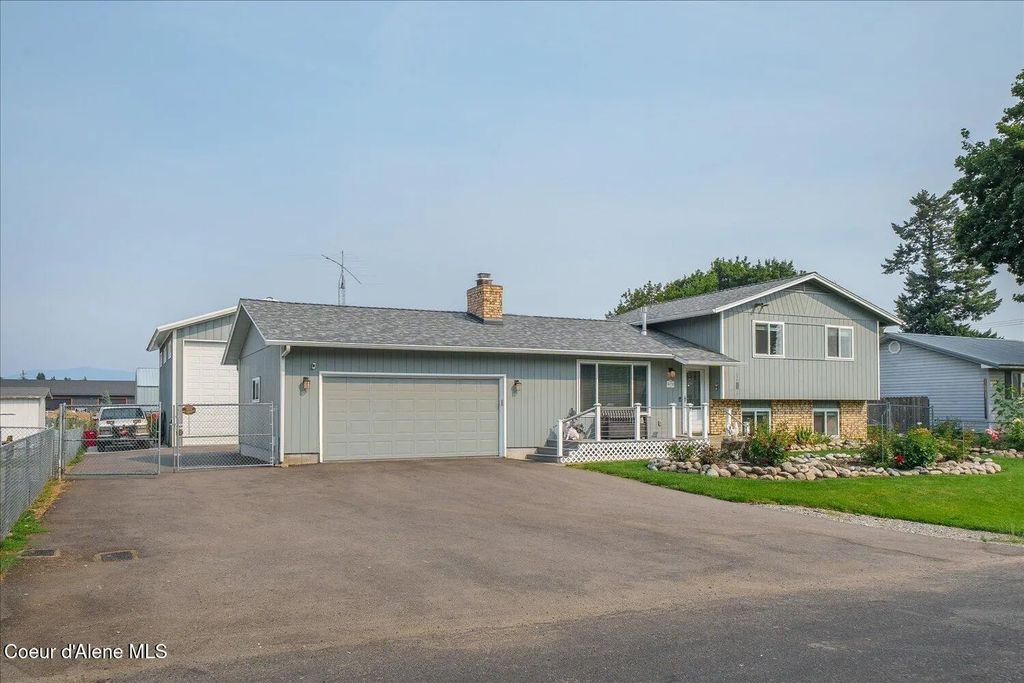 9670 N Meadow Way, Hayden