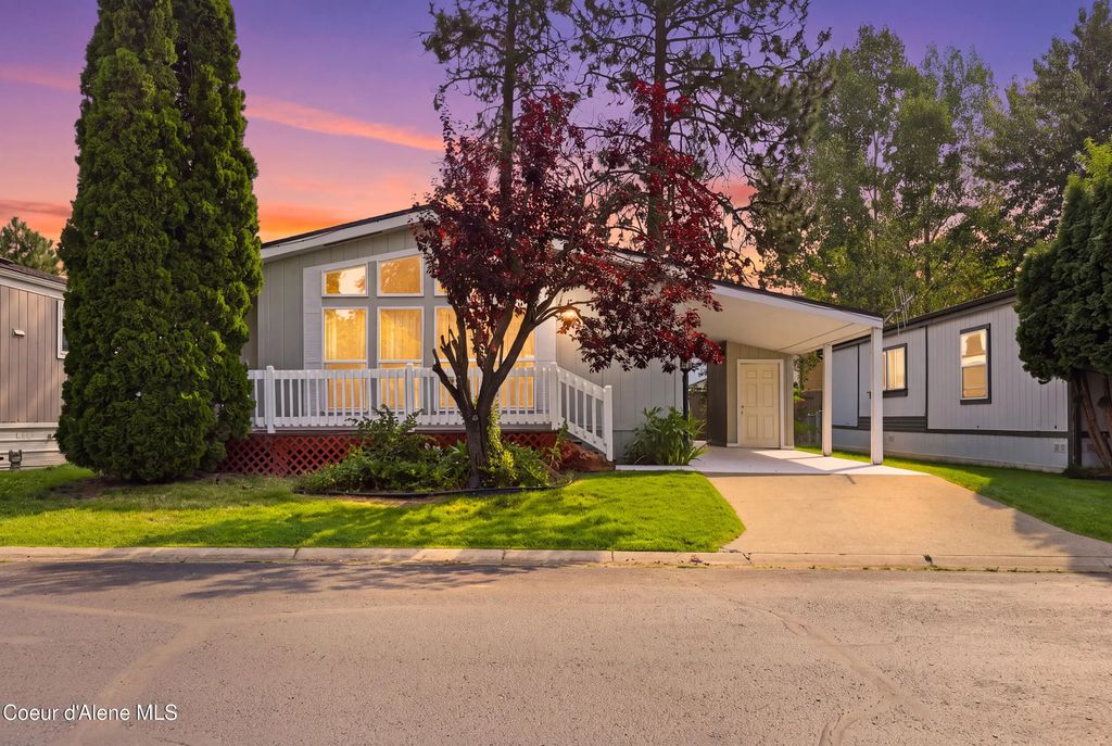 4882 W Cougar Cir, Coeur d'Alene