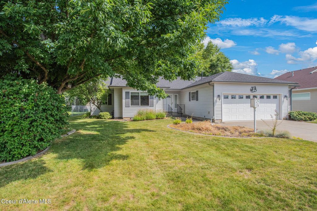 1015 W Fairview Dr, Hayden