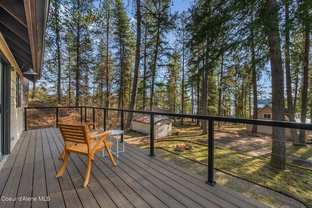 18352 S Crossbill Rd, Coeur d'Alene