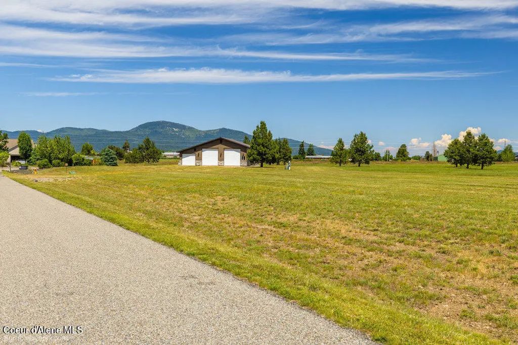 7311 W Century Dr, Post Falls