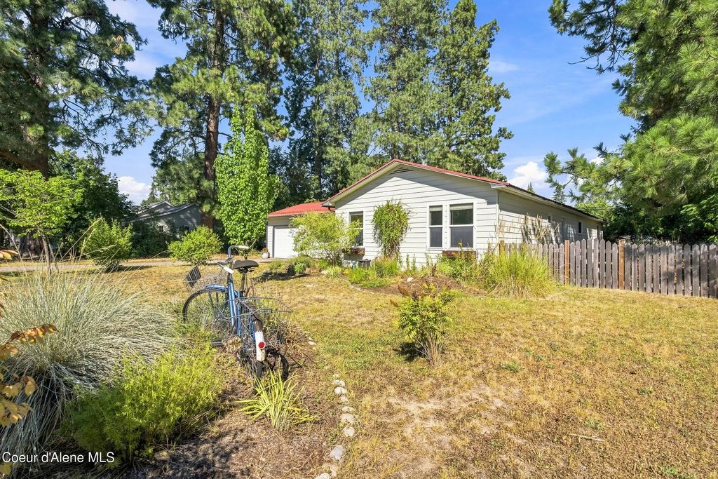 521 S Olive Ave, Sandpoint