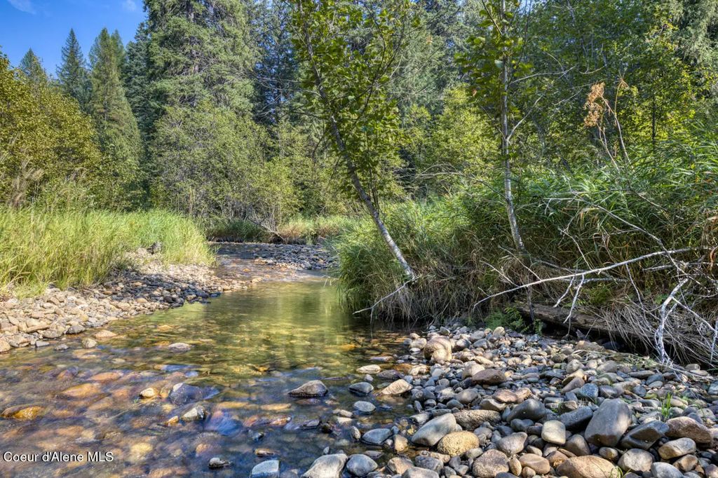 6529 Rapid Lightning Rd, Sandpoint