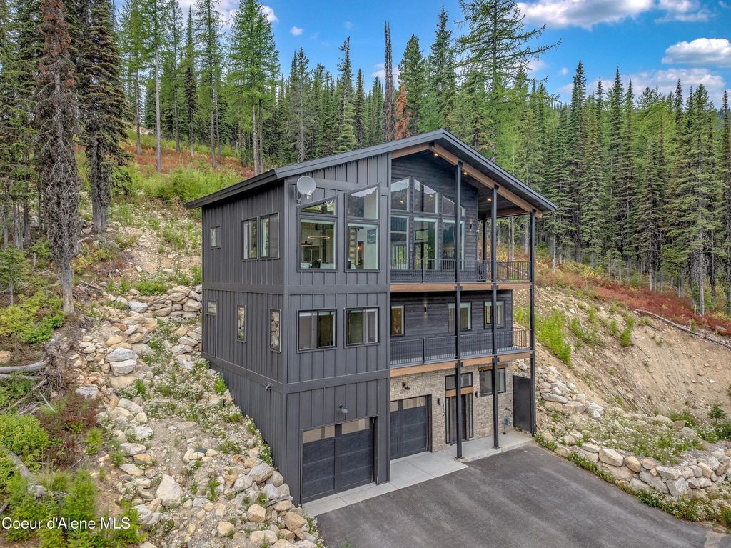 112 Lower Wyvern Way, Sandpoint