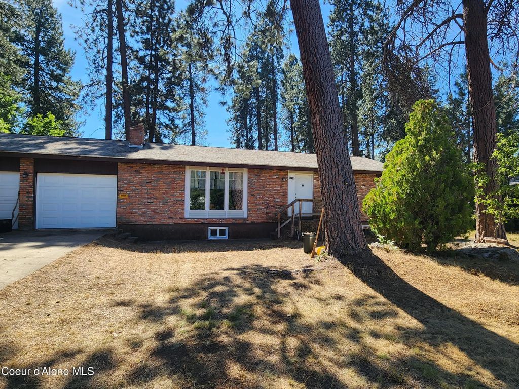 4274 E Woodland Dr, Post Falls