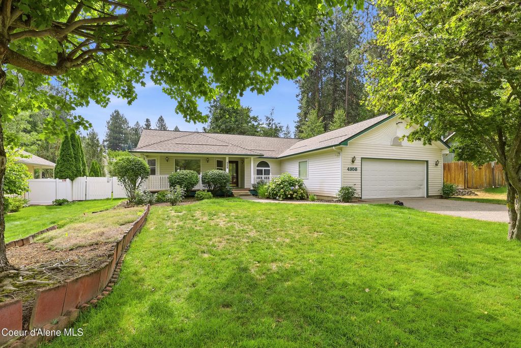 4958 E Woodland Dr, Post Falls