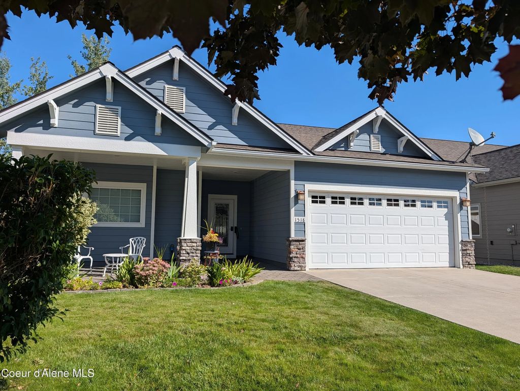 1518 Autumn Ln, Sandpoint