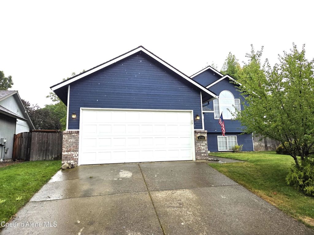2740 N Top Flight Dr, Post Falls