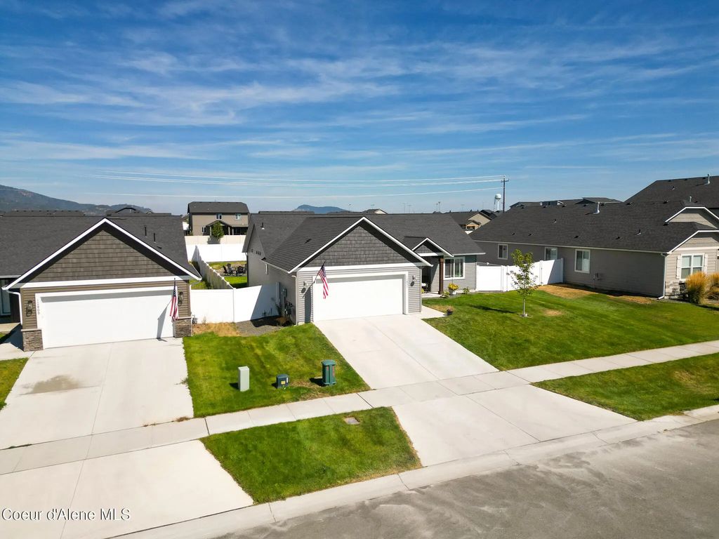 12831 N Farley Way, Rathdrum