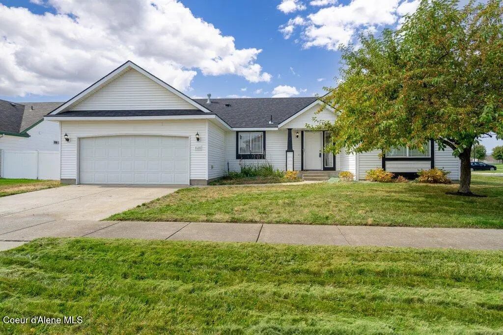 8120 N Ainsworth Dr, Hayden