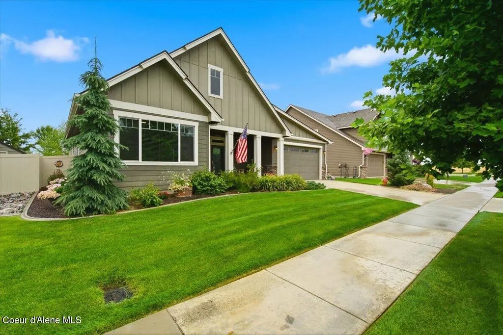 4821 E Alopex Ln, Post Falls