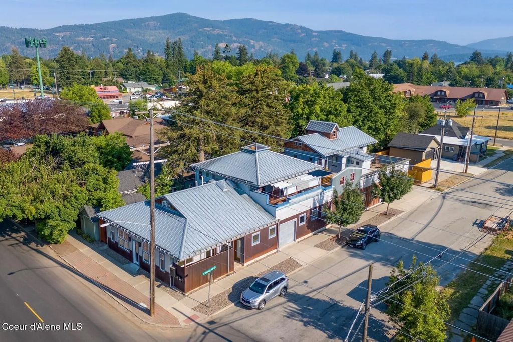 815 Pine St, Sandpoint