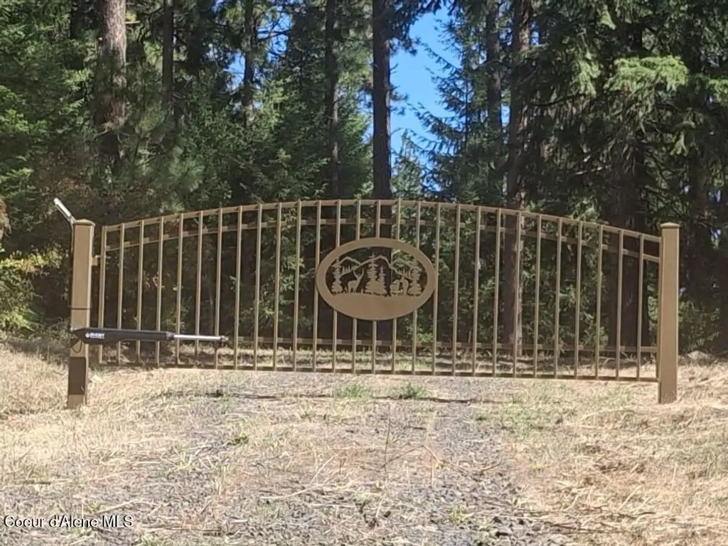 7500 W Meadowbrook Loop, Coeur d'Alene