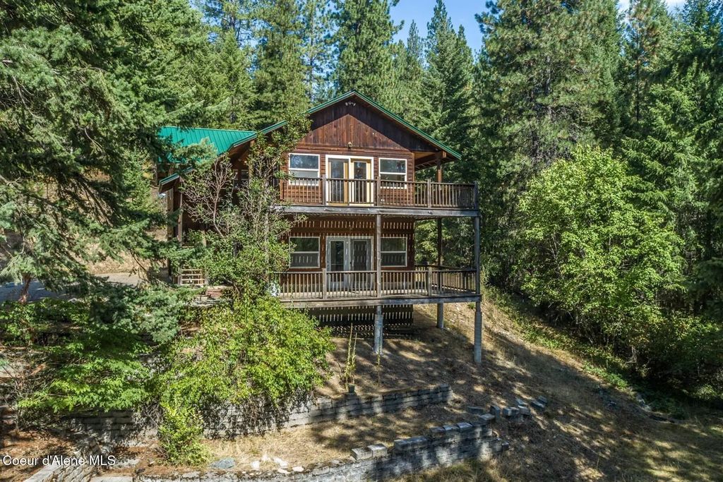 254 E Gold Mountain Dr, Sagle
