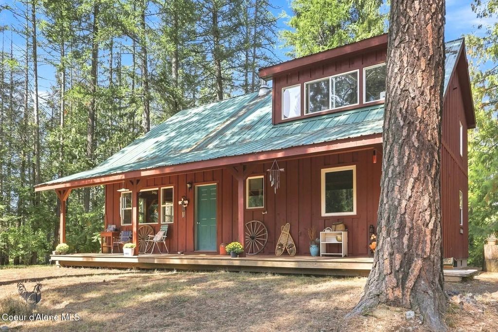 345 Tamarack Lane, Sagle