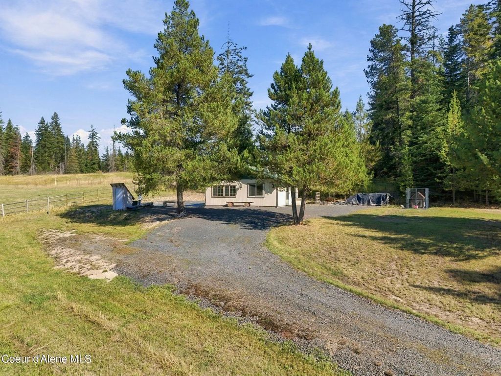 81 Mountain Pasture Dr, St. Maries