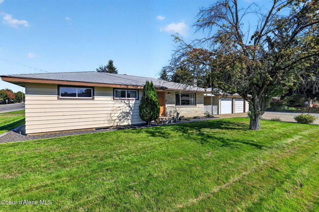 13907 E 4th Ave, Spokane Valley