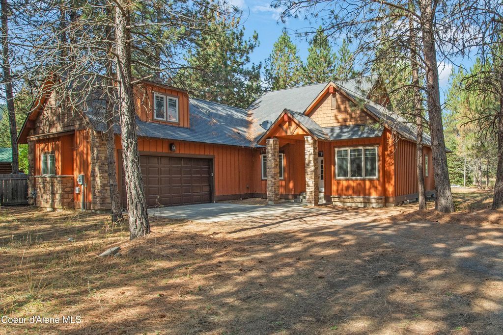7005 W Senequoteen Trl, Spirit Lake