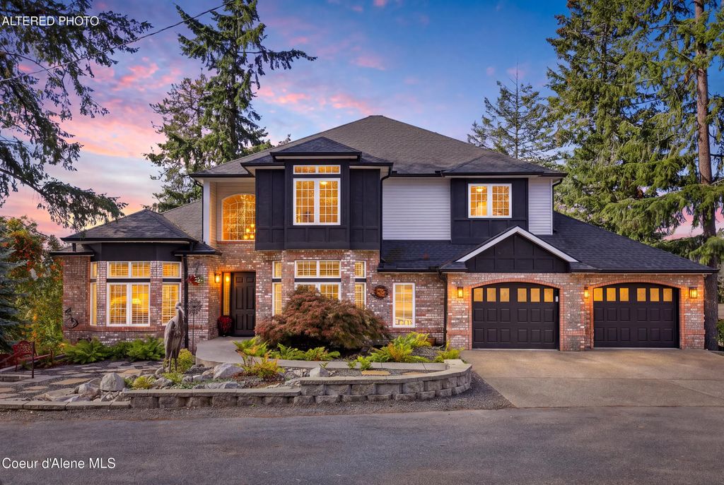 2953 E Point Hayden Dr, Hayden Lake