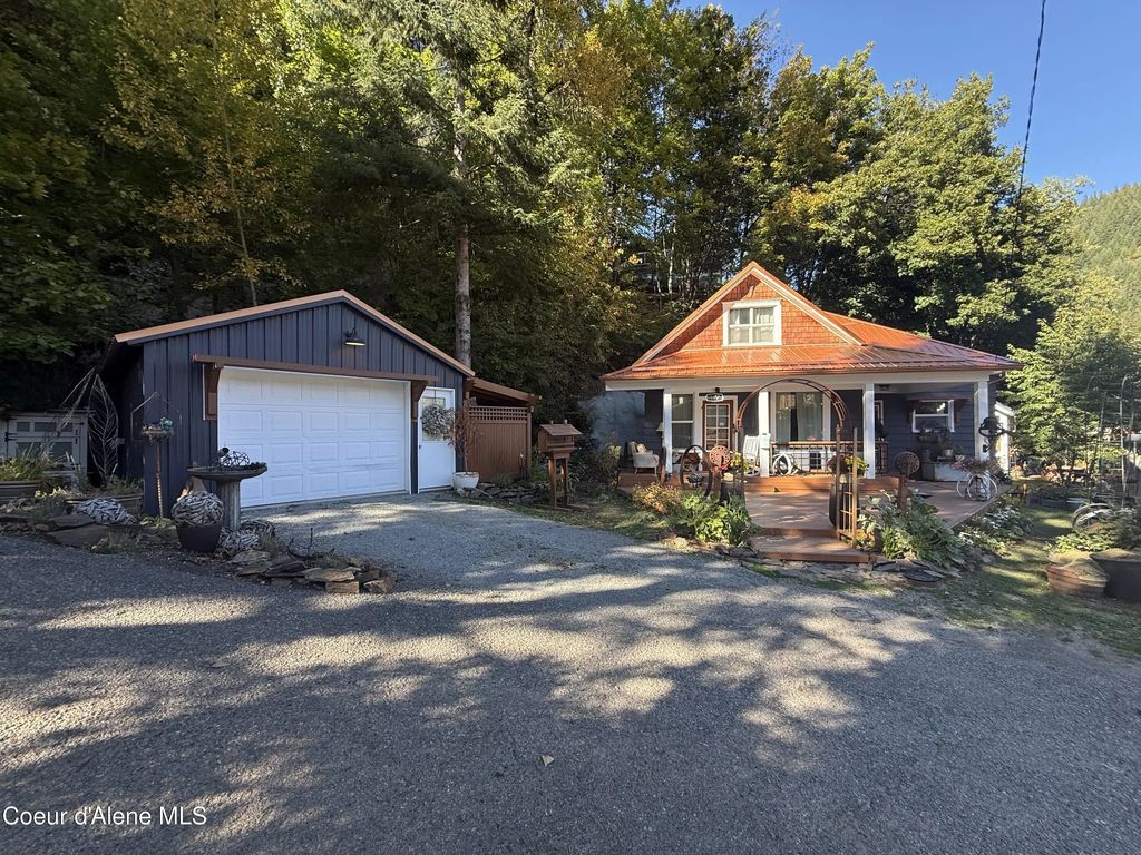 119 Pine St, Wallace