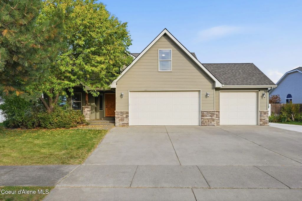2729 W Porthill Ct, Hayden