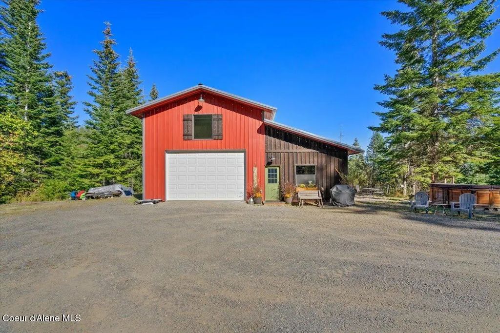 8485 W Sausser Dr, Coeur d'Alene