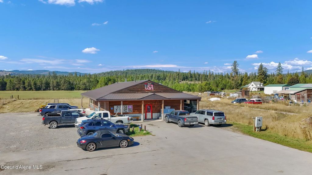 4156 Vay Rd, Priest River