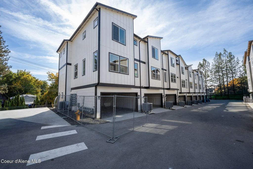 1095 W Pinewood Loop, Coeur d'Alene