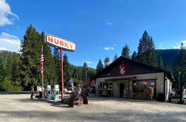 21170 Cda River Rd, Wallace